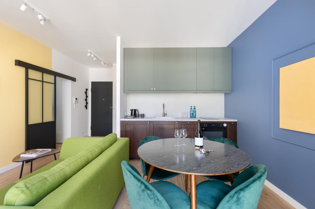 Karolkowa 28 II - Premium Apartments With Balcony By Noclegi Renters Varşova Dış mekan fotoğraf
